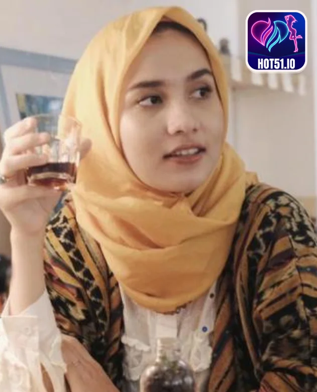 Dwi Handayani-Hot51