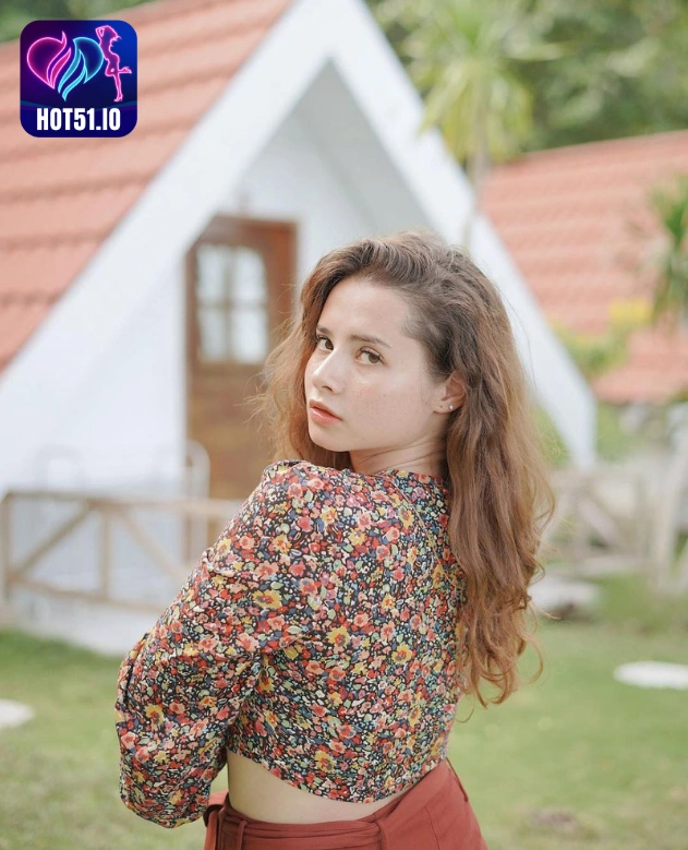 Jovita Karen-Hot51