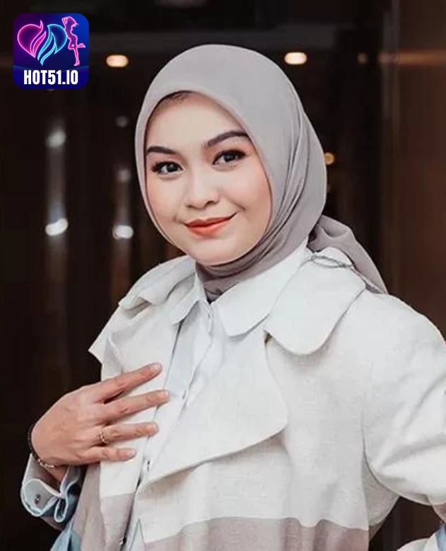 Salma Salsabil-Hot51
